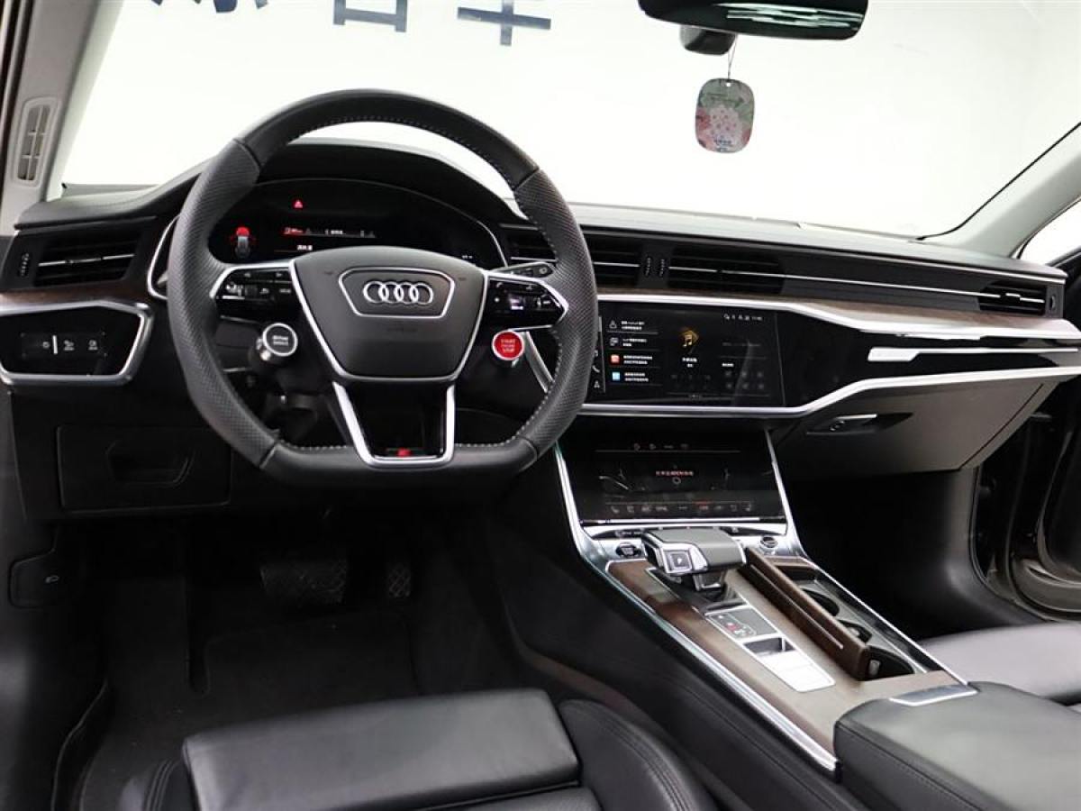 奧迪 奧迪A6  2020款 Allroad 探索家 55 TFSI 尊享越野型圖片