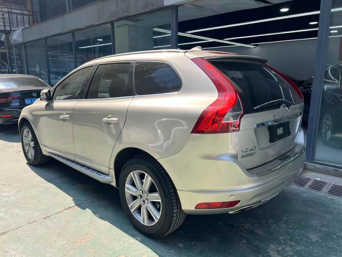 沃爾沃 XC60  2018款 T4 智逸版圖片