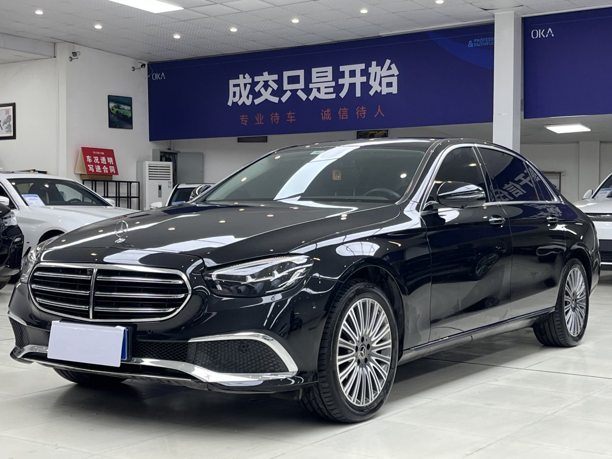 奔馳 奔馳E級(jí)  2023款 改款 E 300 L 豪華型圖片