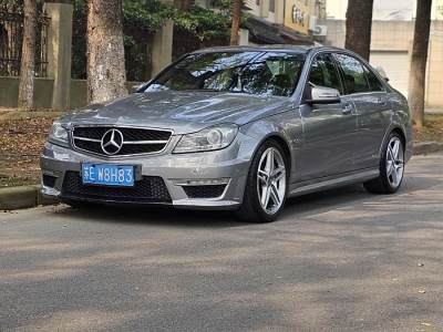 2013年4月 奔馳 奔馳C級(jí)AMG AMG C 63 動(dòng)感型圖片