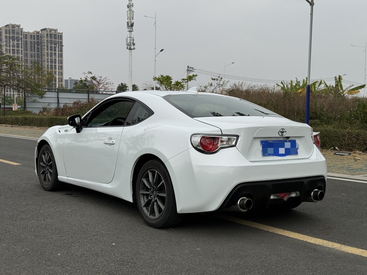 豐田 86  2013款 2.0L 自動豪華型圖片