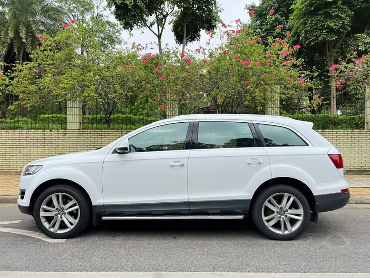 2011年9月奧迪 奧迪Q7  2012款 3.0 TFSI 進取型(200kW)