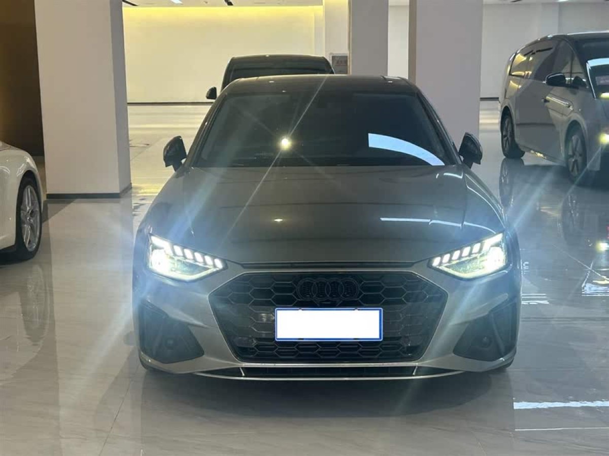 奧迪 奧迪A4L  2023款 40 TFSI 時(shí)尚動感型圖片