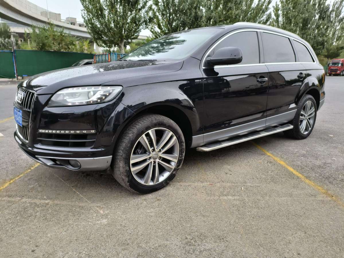 奧迪 奧迪Q7  2013款 35 TFSI 進(jìn)取型圖片