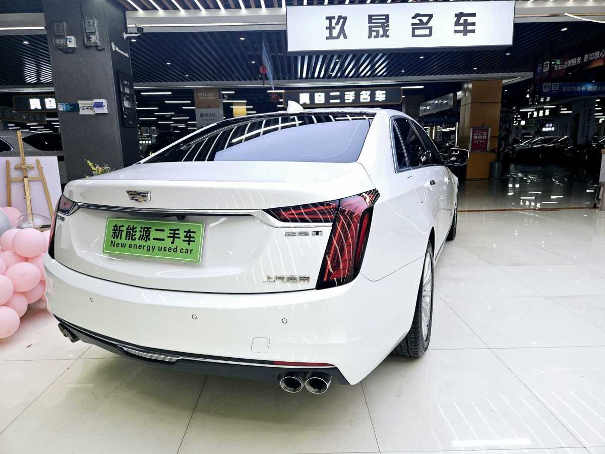 凱迪拉克 CT6  2019款 28T 時(shí)尚型圖片