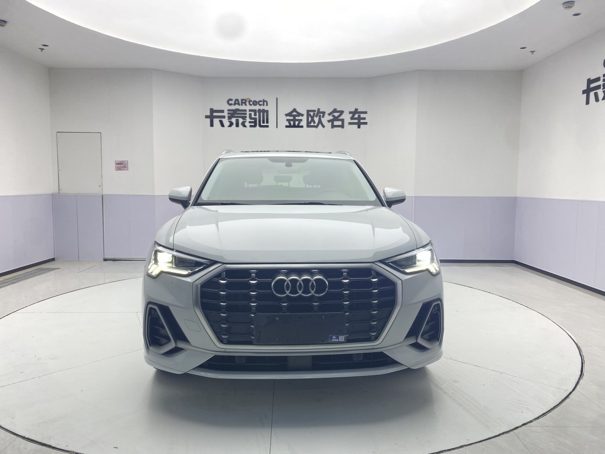 奧迪 奧迪Q3  2023款 40 TFSI 時(shí)尚動(dòng)感型圖片