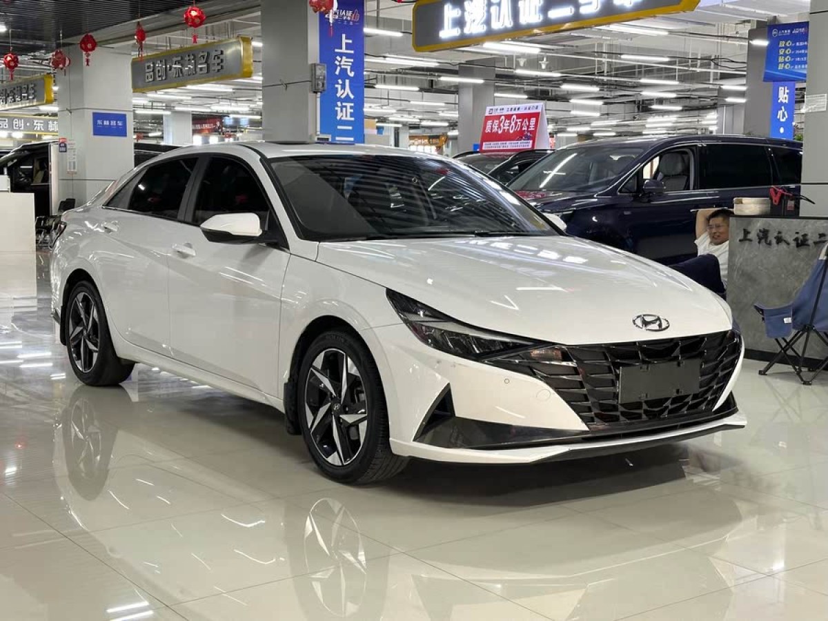 現(xiàn)代 伊蘭特  2022款 1.5L CVT LUX尊貴版圖片
