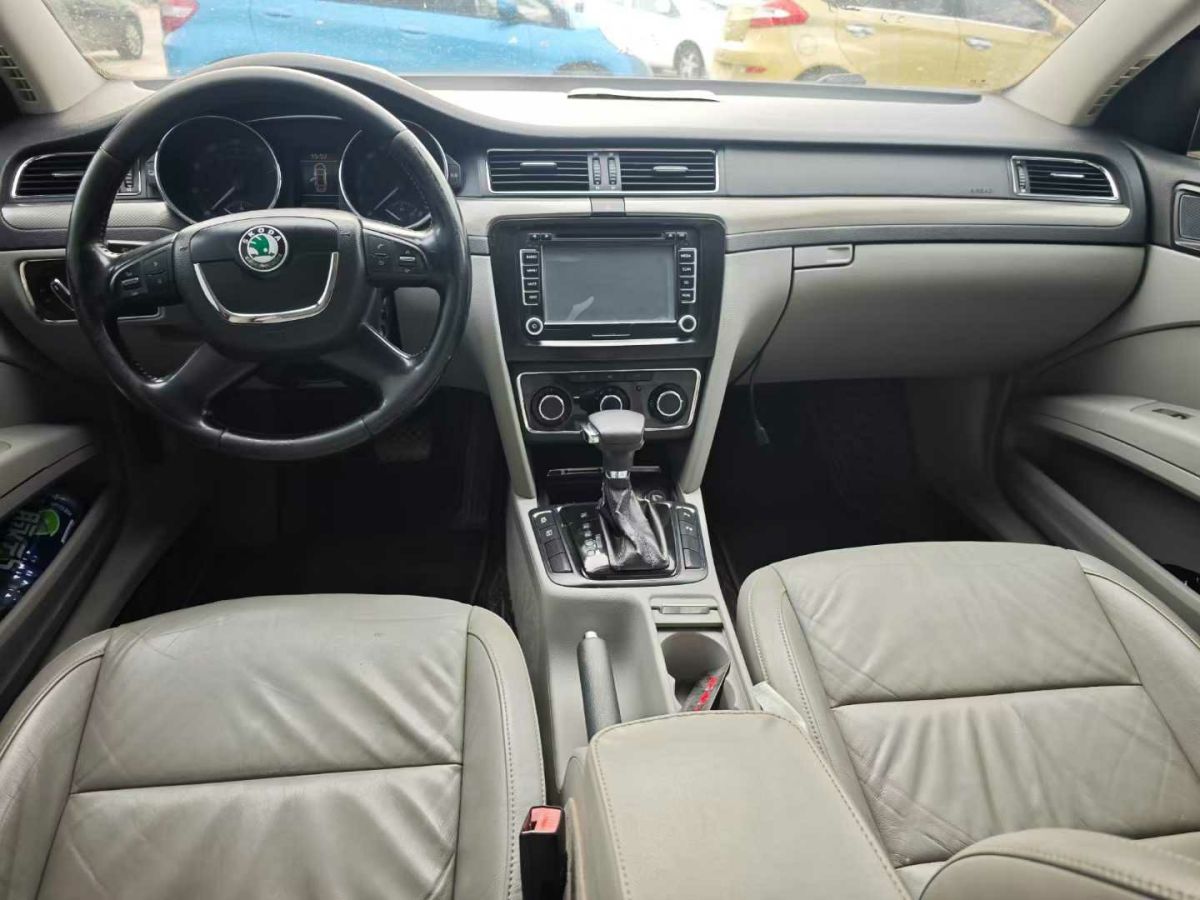 斯柯達 昊銳  2012款 1.4TSI DSG優(yōu)雅版圖片