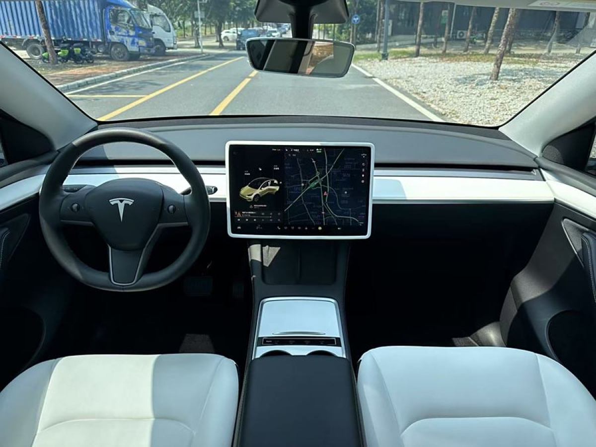 特斯拉 Model 3  2021款 改款 標準續(xù)航后驅(qū)升級版圖片