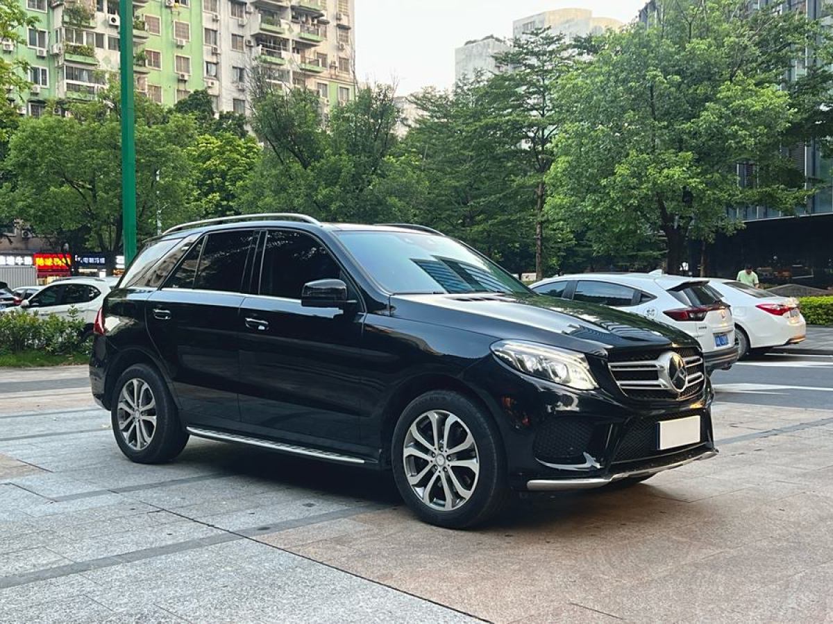 奔馳 奔馳GLE  2016款 GLE 320 4MATIC 動(dòng)感型圖片