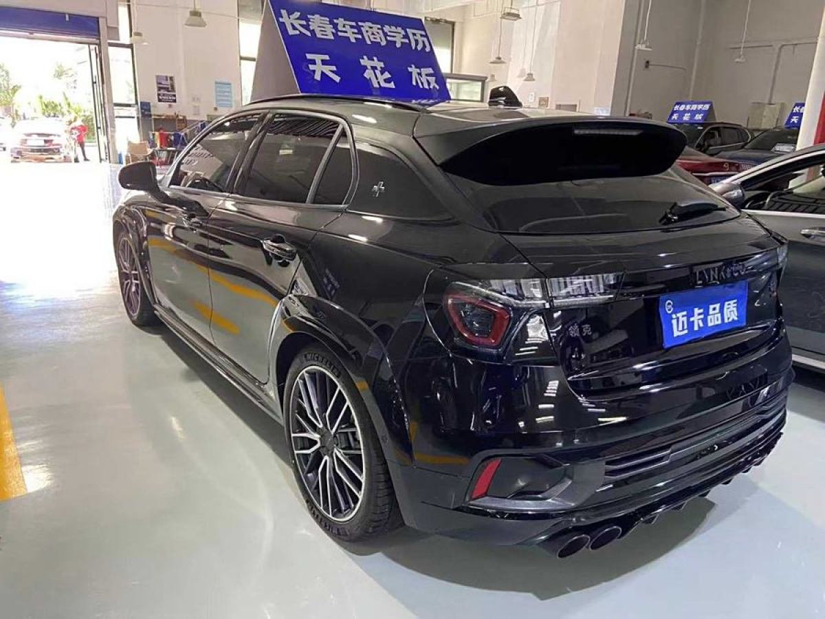 領(lǐng)克 領(lǐng)克02 Hatchback  2021款 2.0TD Halo 駕控套件版圖片