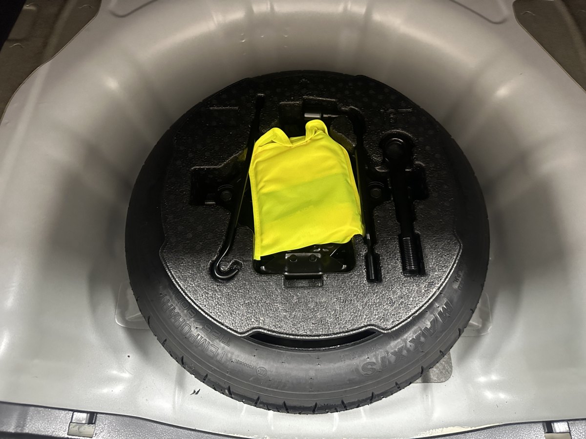 現(xiàn)代 名圖  2019款 1.8L 自動智能型GLS紀念款圖片
