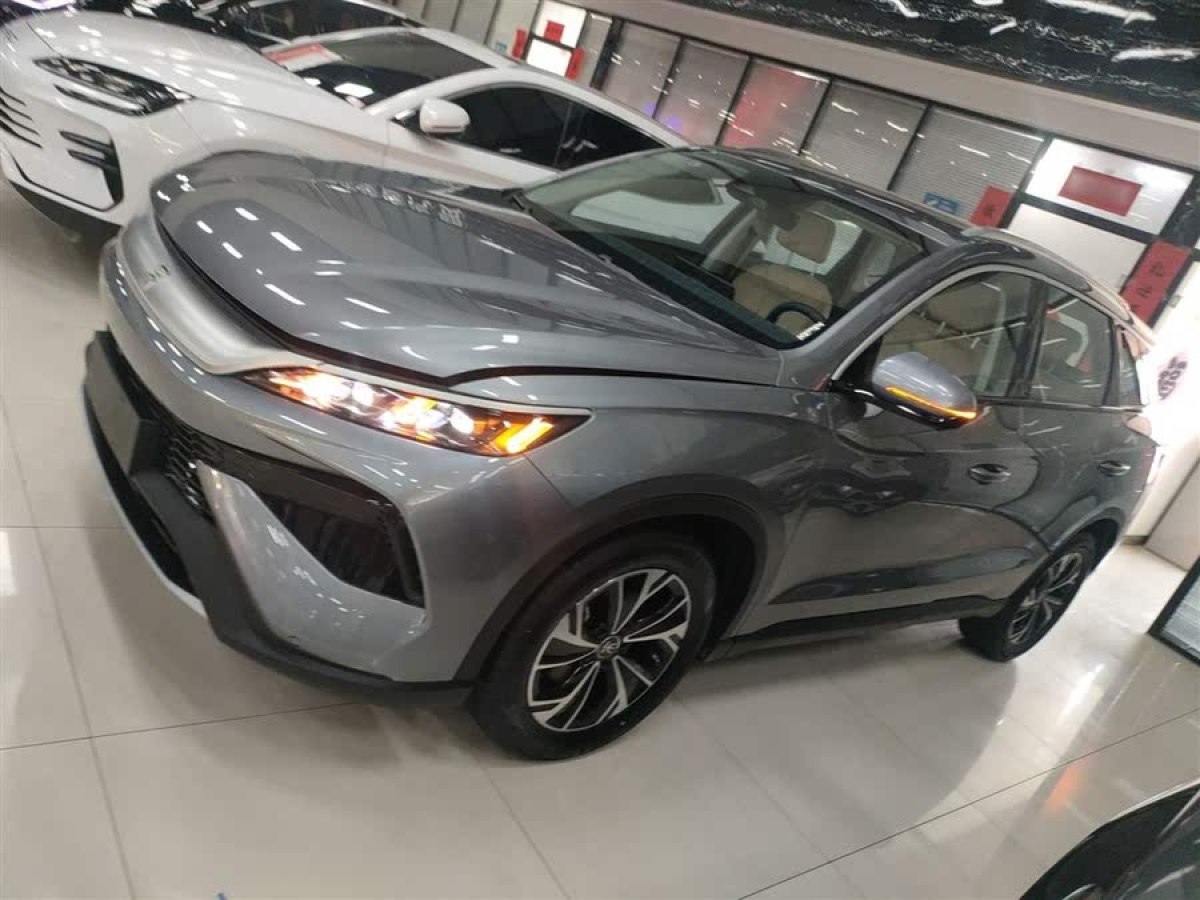 比亞迪 宋Pro新能源  2025款 第二代 智駕版 DM-i 115KM超越型圖片