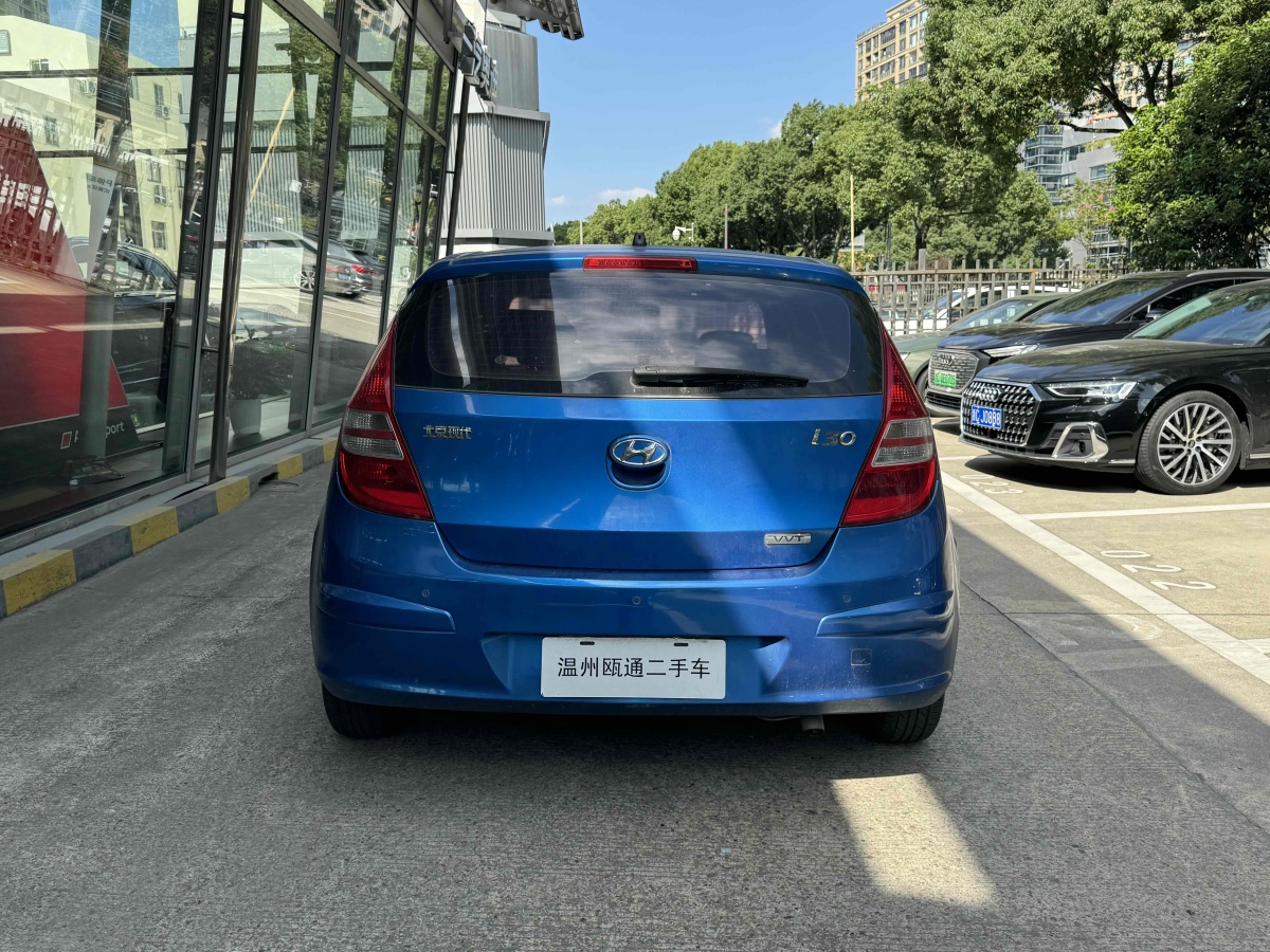 現(xiàn)代 i30  2009款 1.6L 自動(dòng)舒享型圖片