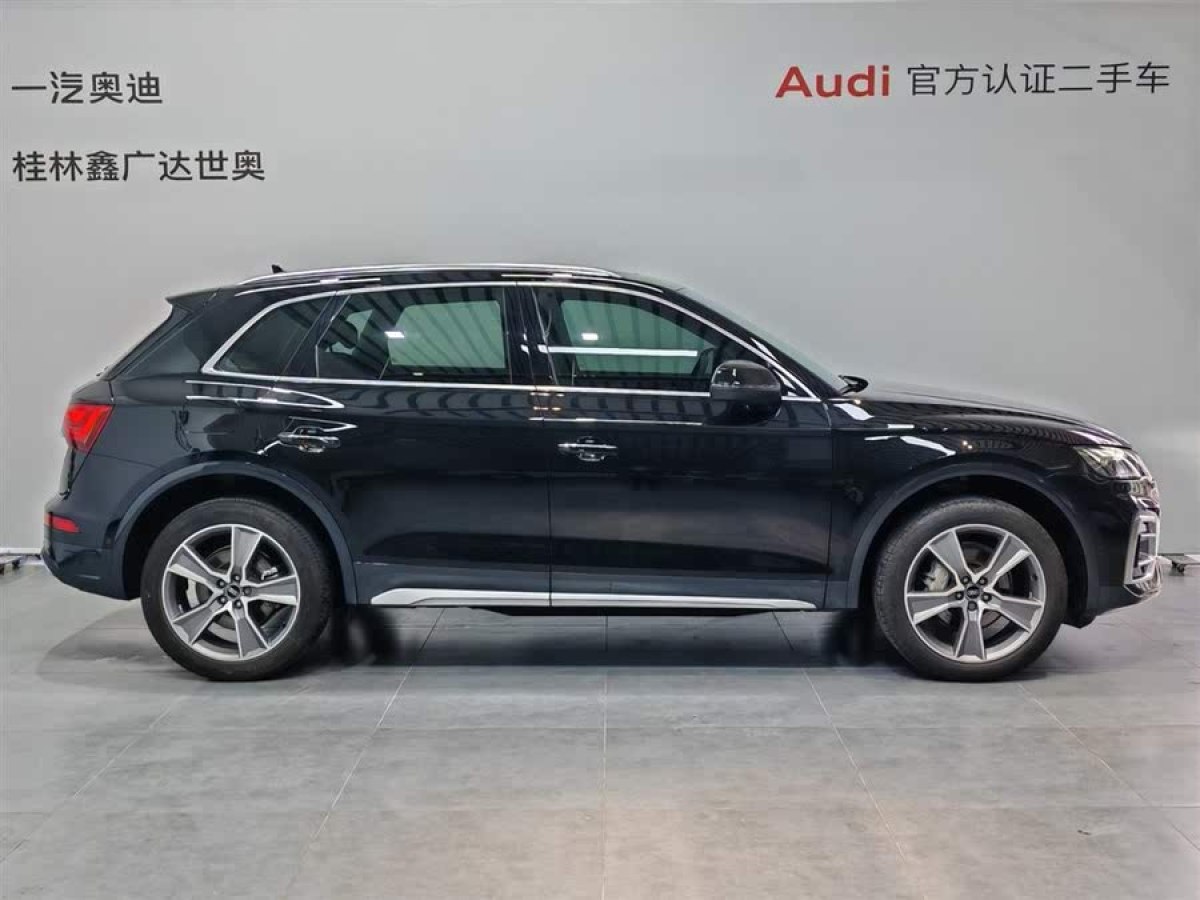 奧迪 奧迪Q5L  2022款 改款 45T 豪華致雅型圖片