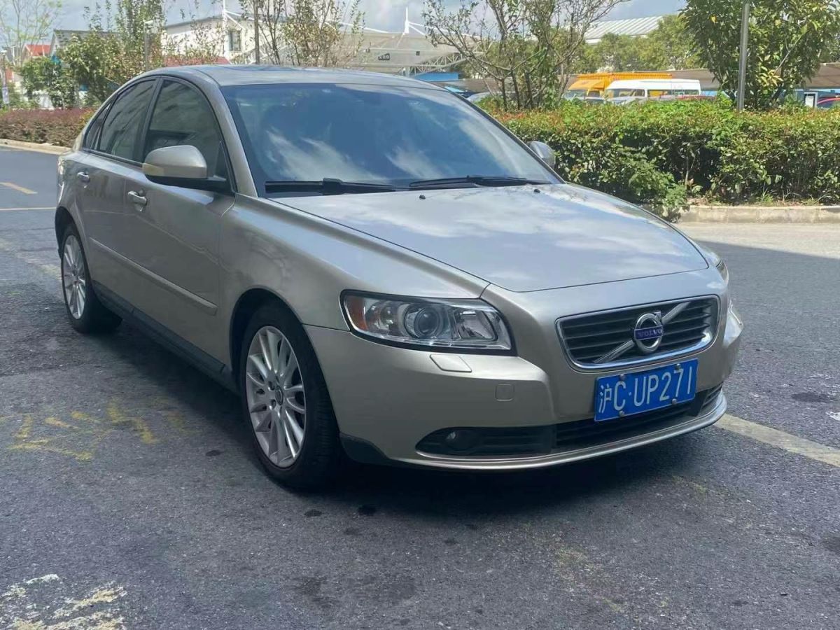 沃尔沃 S40  2012款 2.0L 自动典雅版图片