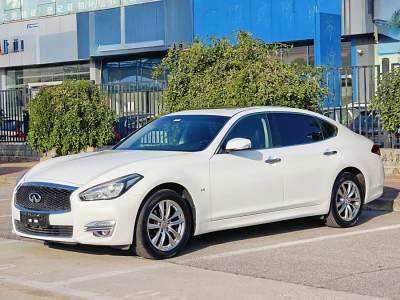 2015年12月 英菲尼迪 Q70(進(jìn)口) Q70L 2.5L 精英版圖片