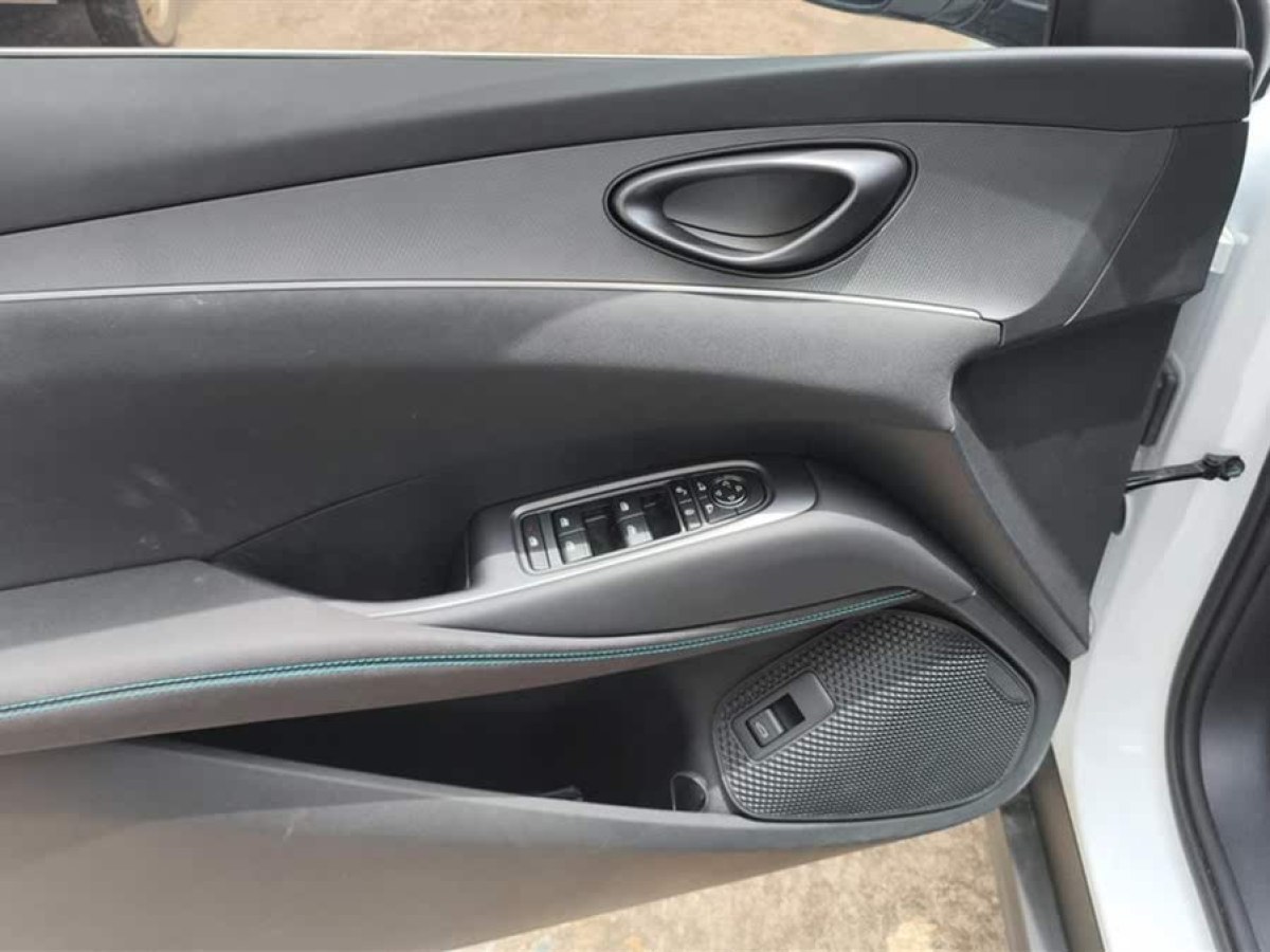 比亞迪 海豹06 DM-i  2024款 DM-i 80KM尊貴型圖片