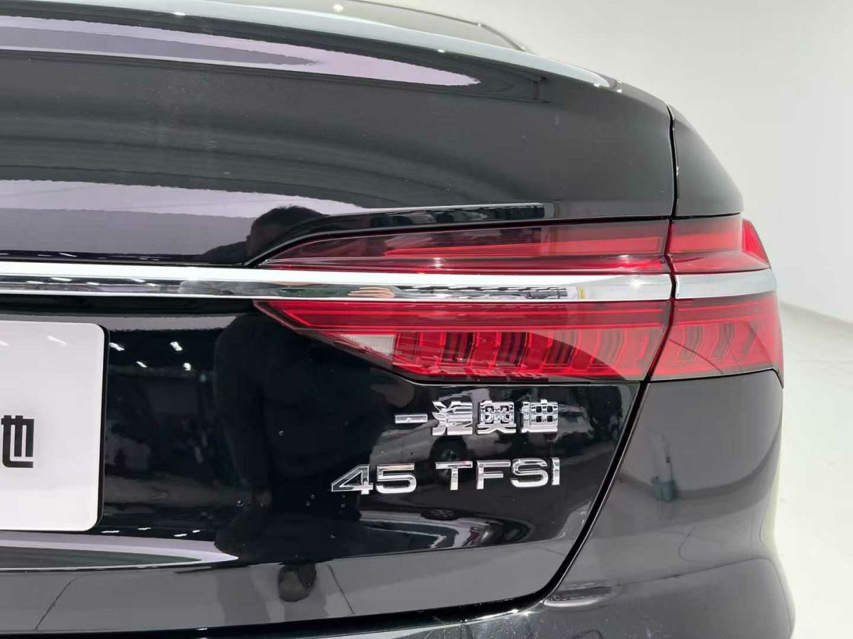 2020年2月奧迪 奧迪A6L  2020款 40 TFSI 豪華動(dòng)感型