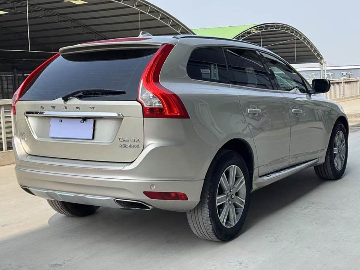 沃爾沃 XC60  2017款 T5 AWD 智進(jìn)升級(jí)版圖片