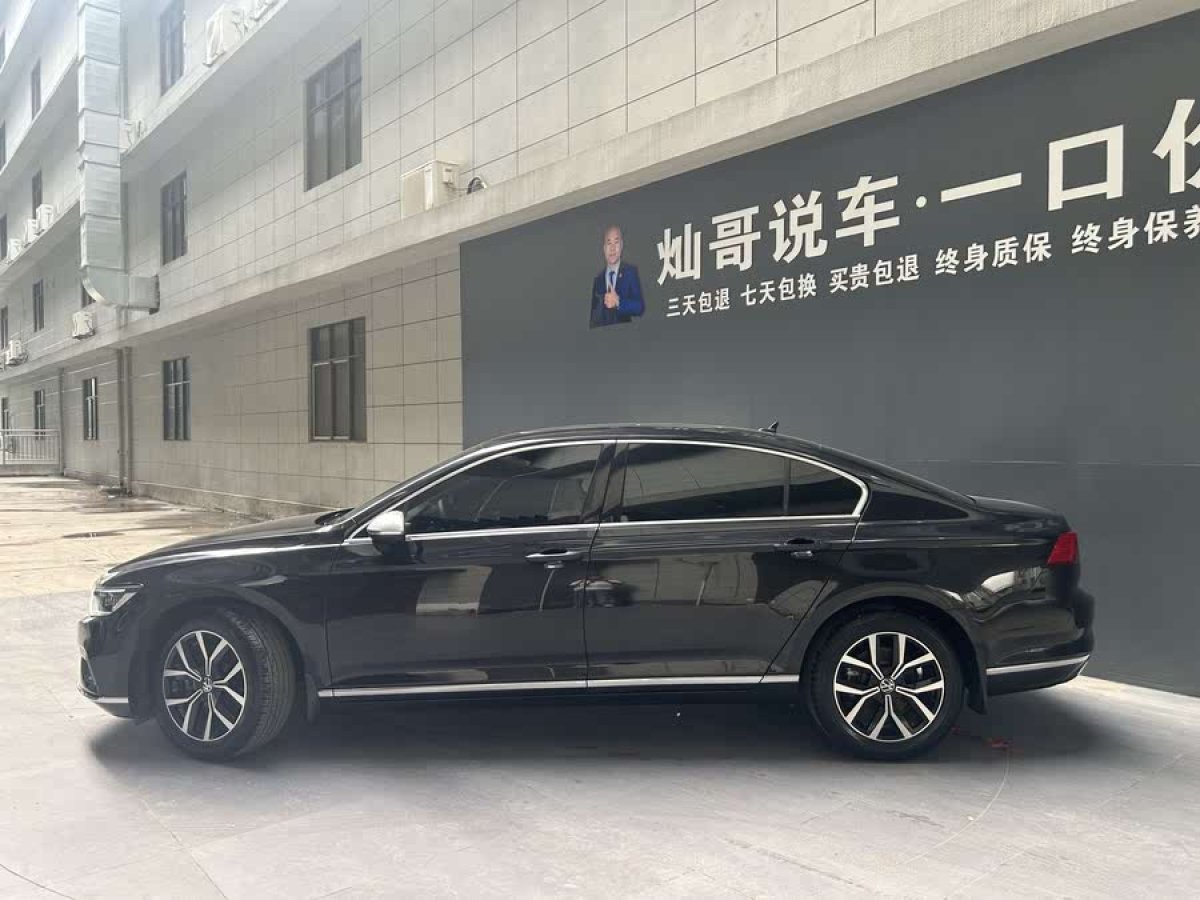 大眾 邁騰  2020款 330TSI DSG 領(lǐng)先型圖片