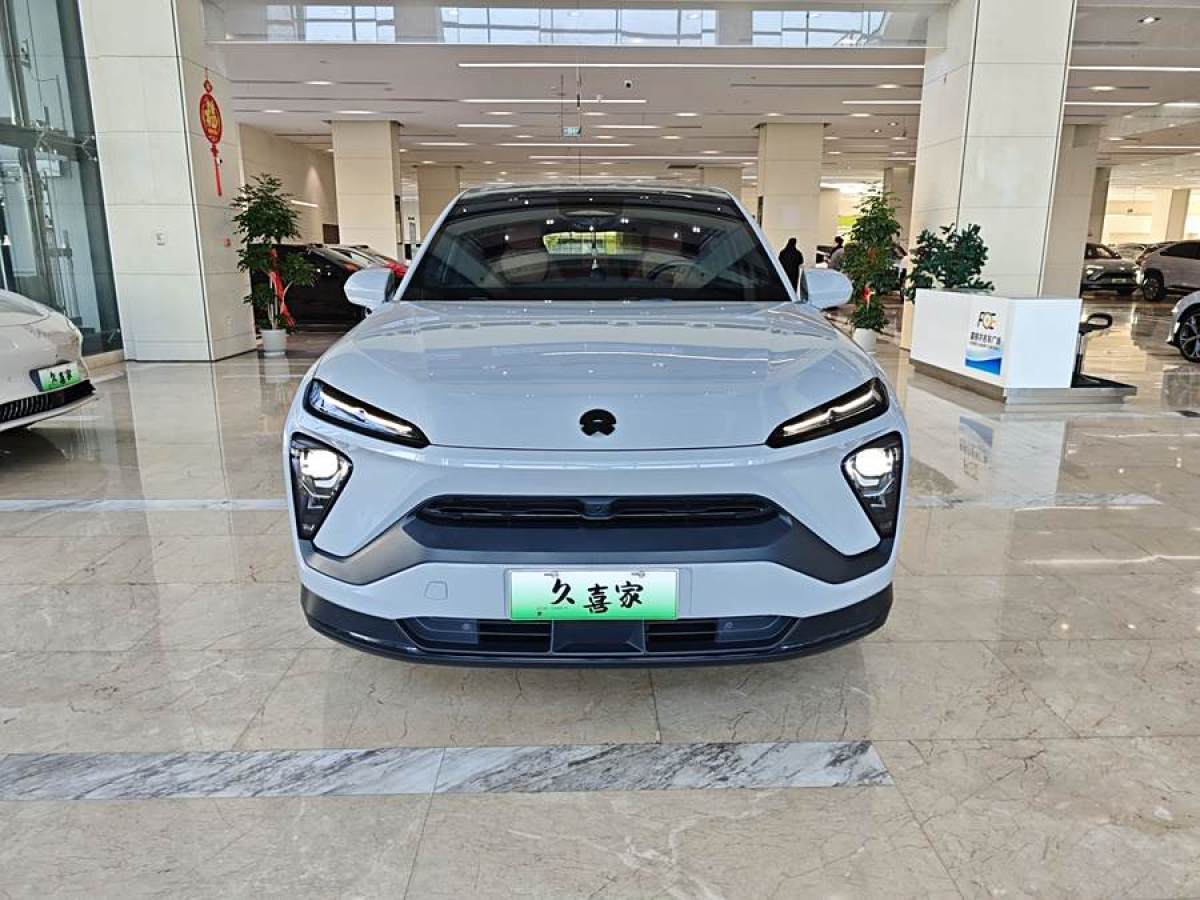 蔚來(lái) 蔚來(lái)EC6  2022款 75kWh 運(yùn)動(dòng)版圖片