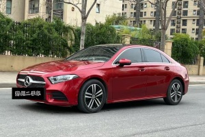 奔馳A級 奔馳 改款 A 180 L 運動轎車