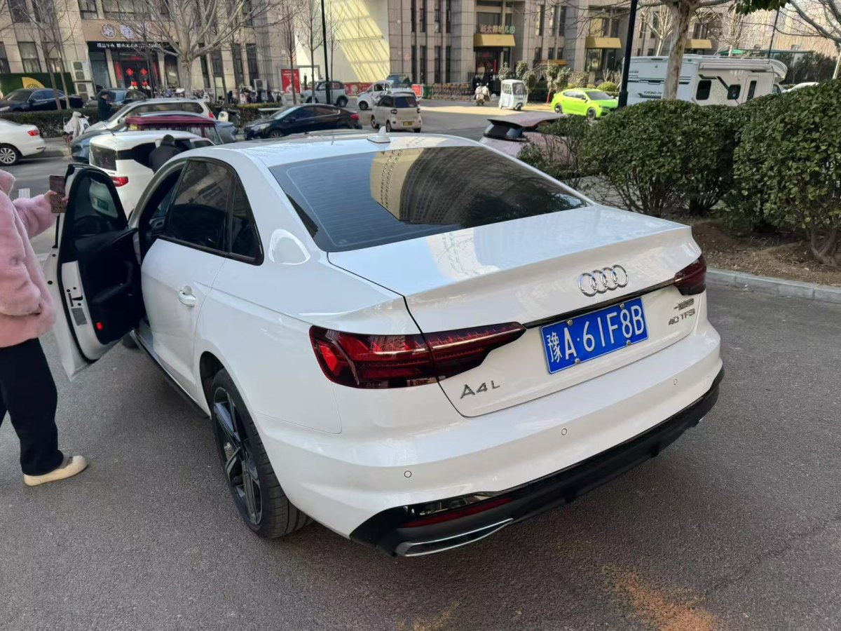 奧迪 奧迪A4L  2024款 40 TFSI 豪華動感型圖片