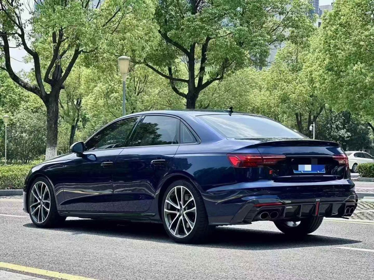 奧迪 奧迪S3  2021款 S3 Limousine edition one 歐洲版圖片