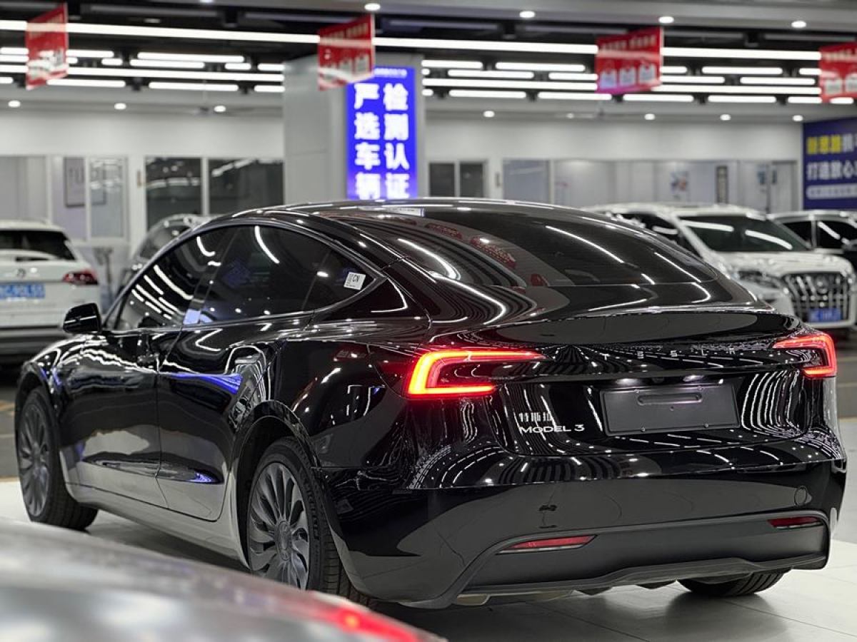 特斯拉 Model Y  2023款 后輪驅(qū)動(dòng)版圖片