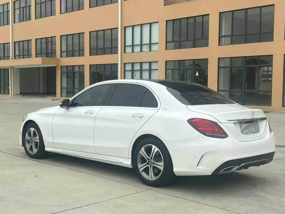 奔馳 奔馳C級(jí)  2020款 C 300 L圖片