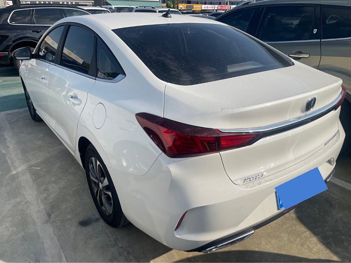 長(zhǎng)安 逸動(dòng)  2020款 PLUS 1.6L GDI 自動(dòng)豪華型圖片