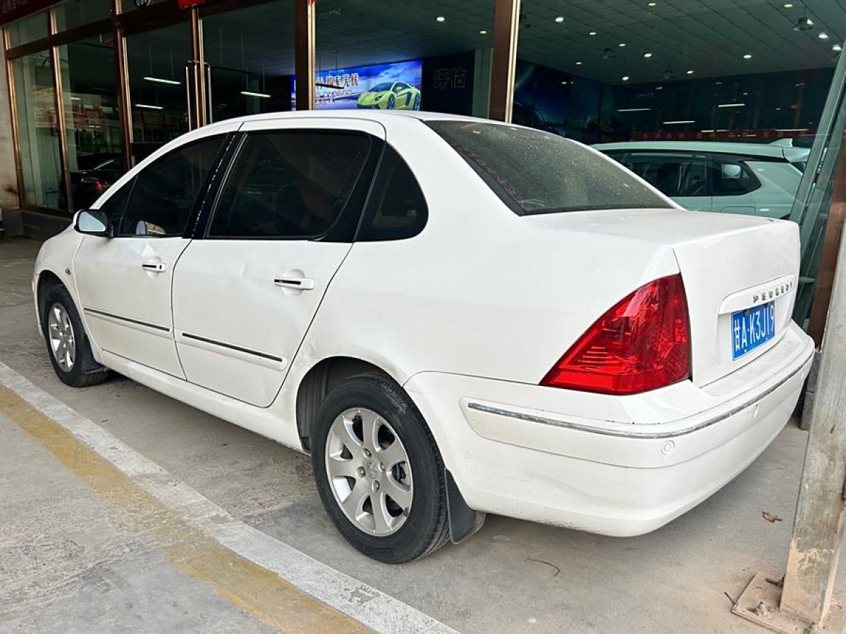 標(biāo)致 307  2010款 三廂 1.6L 手動舒適版圖片