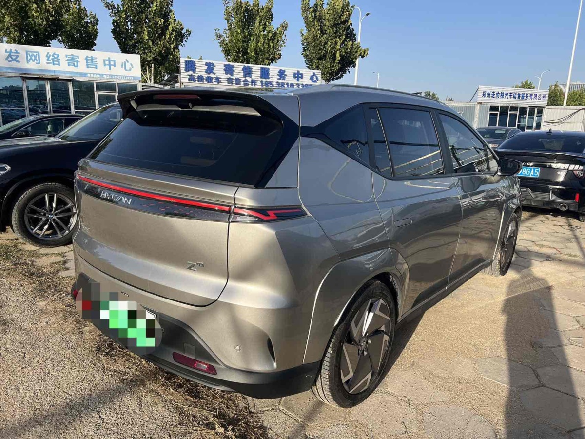 合創(chuàng) 合創(chuàng)Z03  2022款 潮酷版 510km 160kW圖片