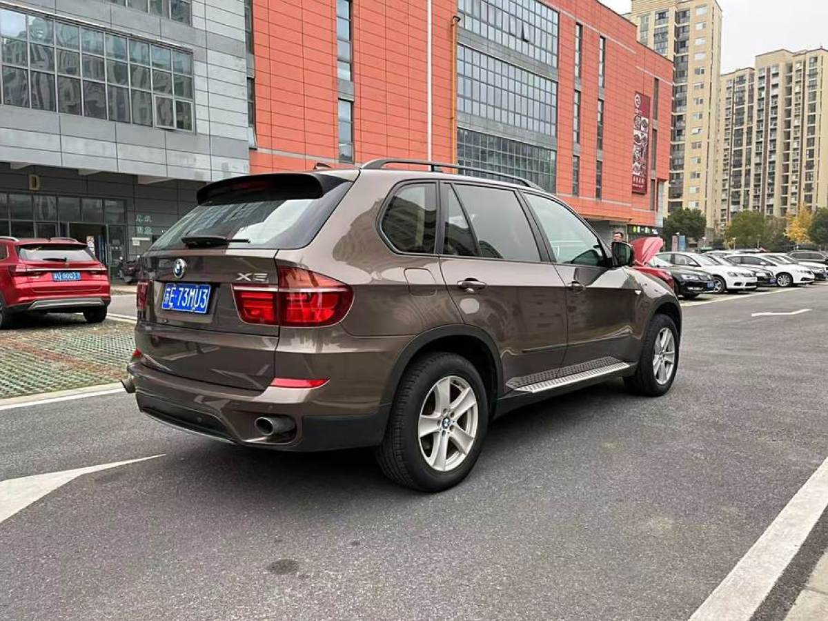 寶馬 寶馬X5  2013款 xDrive35i 領(lǐng)先型圖片