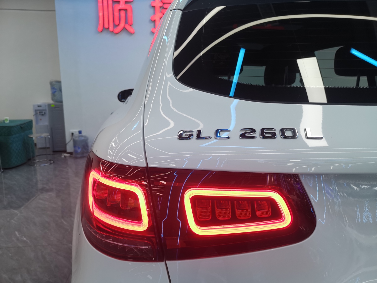 奔驰 奔驰GLC  2021款 GLC 260 L 4MATIC 豪华型图片