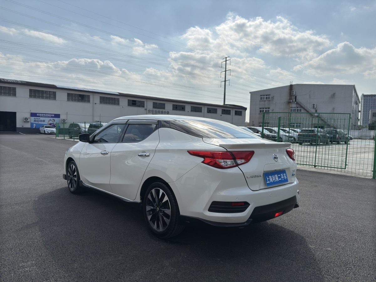 日產(chǎn) LANNIA 藍(lán)鳥  2019款 1.6L CVT智聯(lián)智酷版 國VI圖片