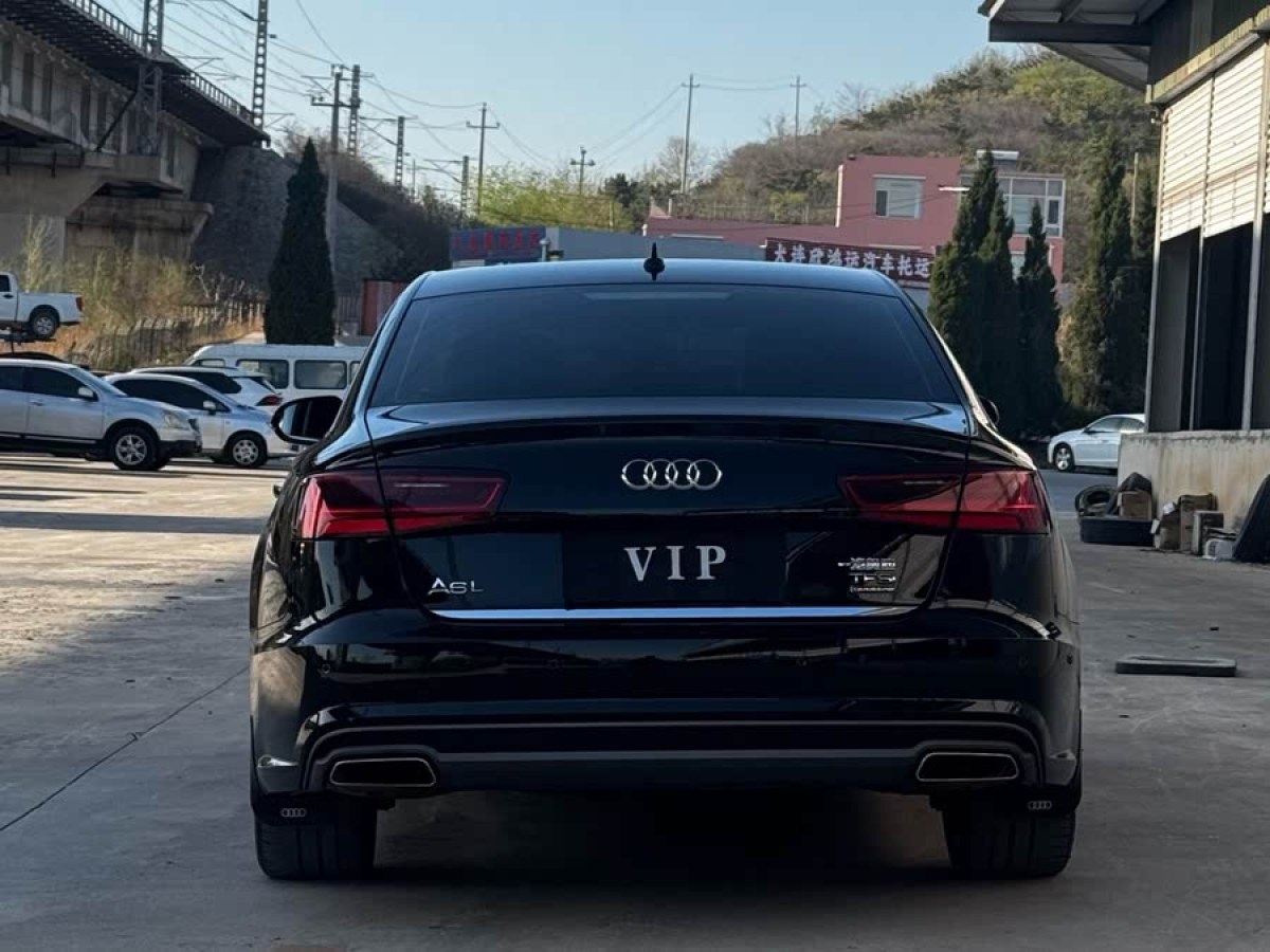 奧迪 奧迪A4L  2018款 30周年年型 45 TFSI quattro 運(yùn)動(dòng)型圖片