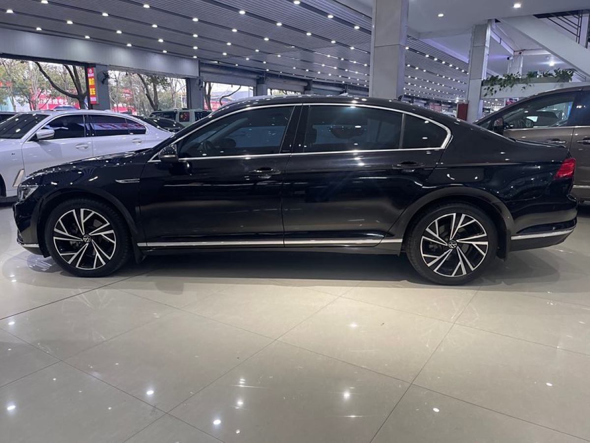 大眾 邁騰  2021款 330TSI DSG 30周年紀念版圖片