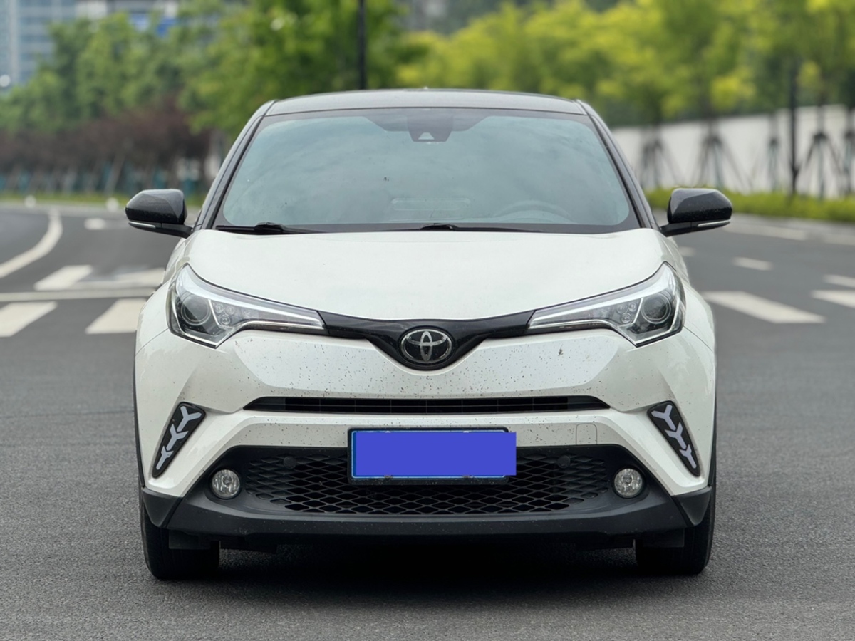 豐田 C-HR  2018款 2.0L 領(lǐng)先版 國V圖片