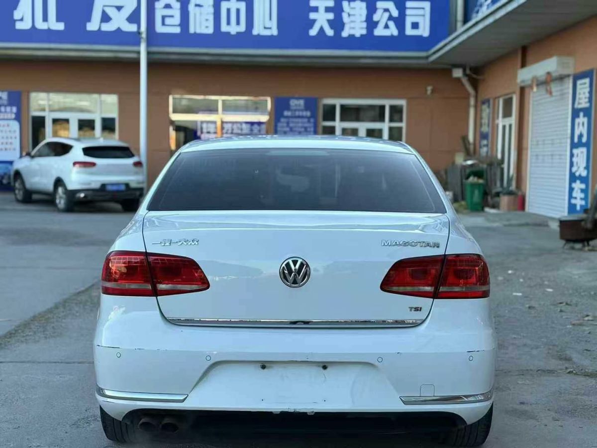 大眾 輝騰  2014款 3.0L 商務(wù)型圖片