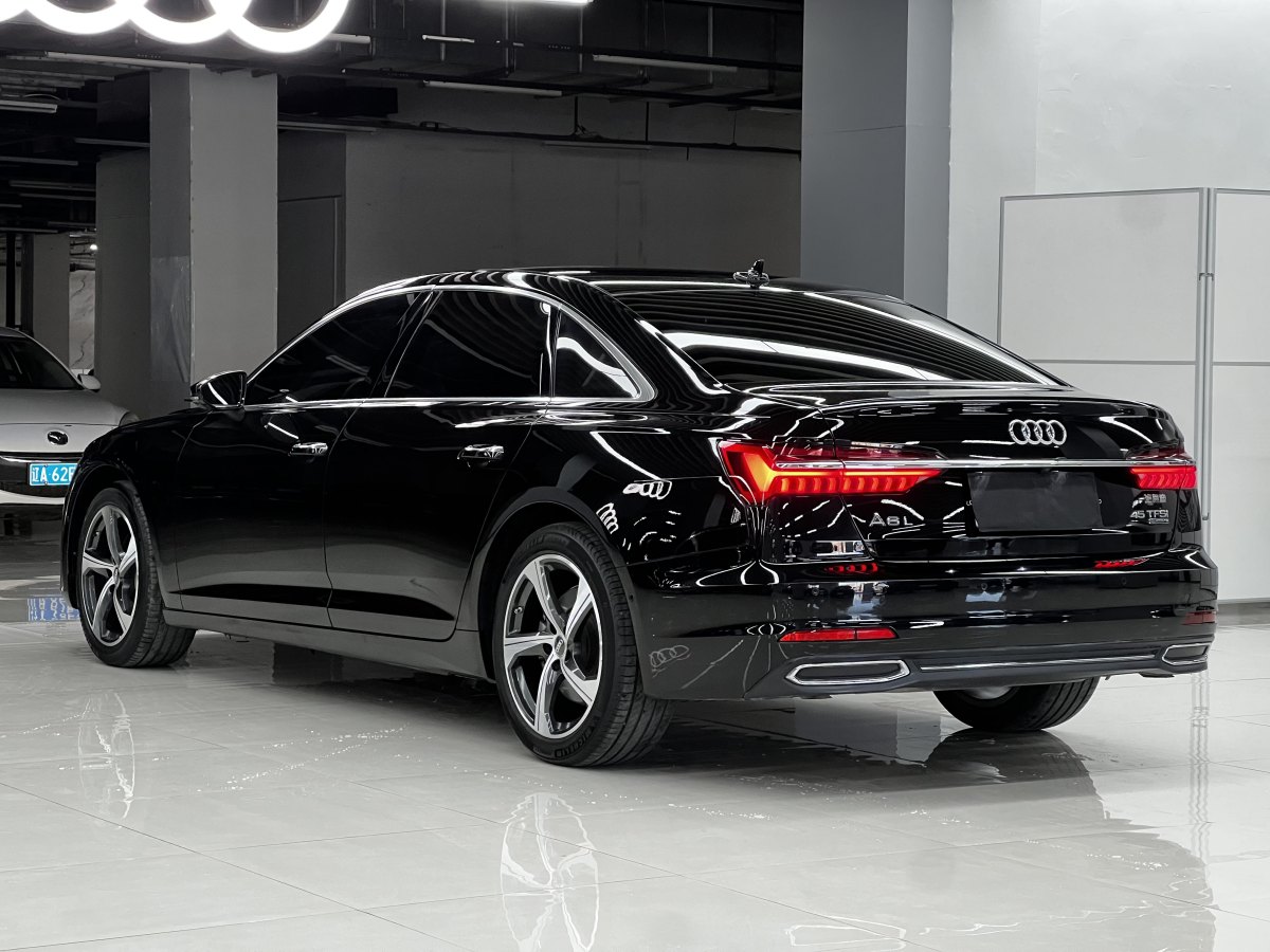 奧迪 奧迪A6L  2019款 45 TFSI quattro 尊享致雅型圖片