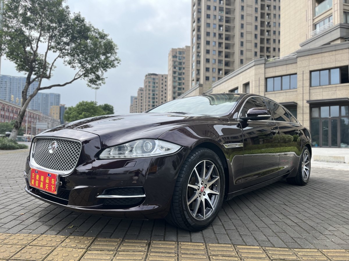 捷豹 XJ  2014款 XJL 2.0T 兩驅(qū)典雅商務(wù)版圖片