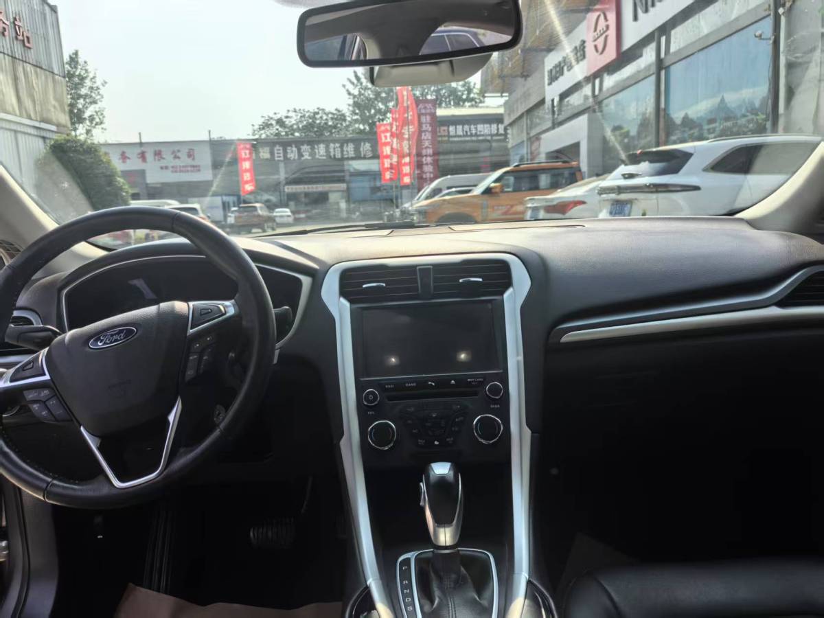 福特 蒙迪歐  2013款 1.5L GTDi180時(shí)尚型圖片