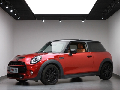 2015年10月 MINI MINI 2.0T COOPER S Fun圖片