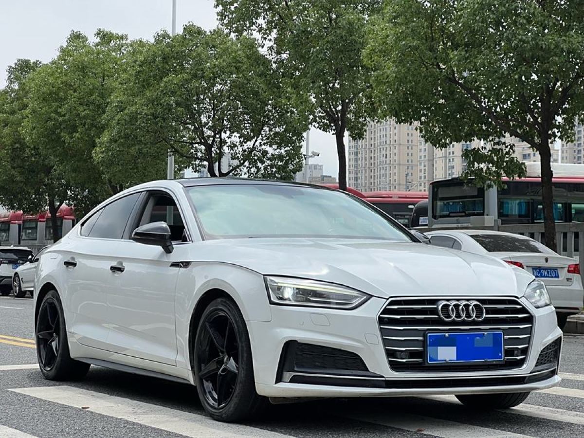 奧迪 奧迪A5  2017款 Sportback 40 TFSI 時(shí)尚型圖片