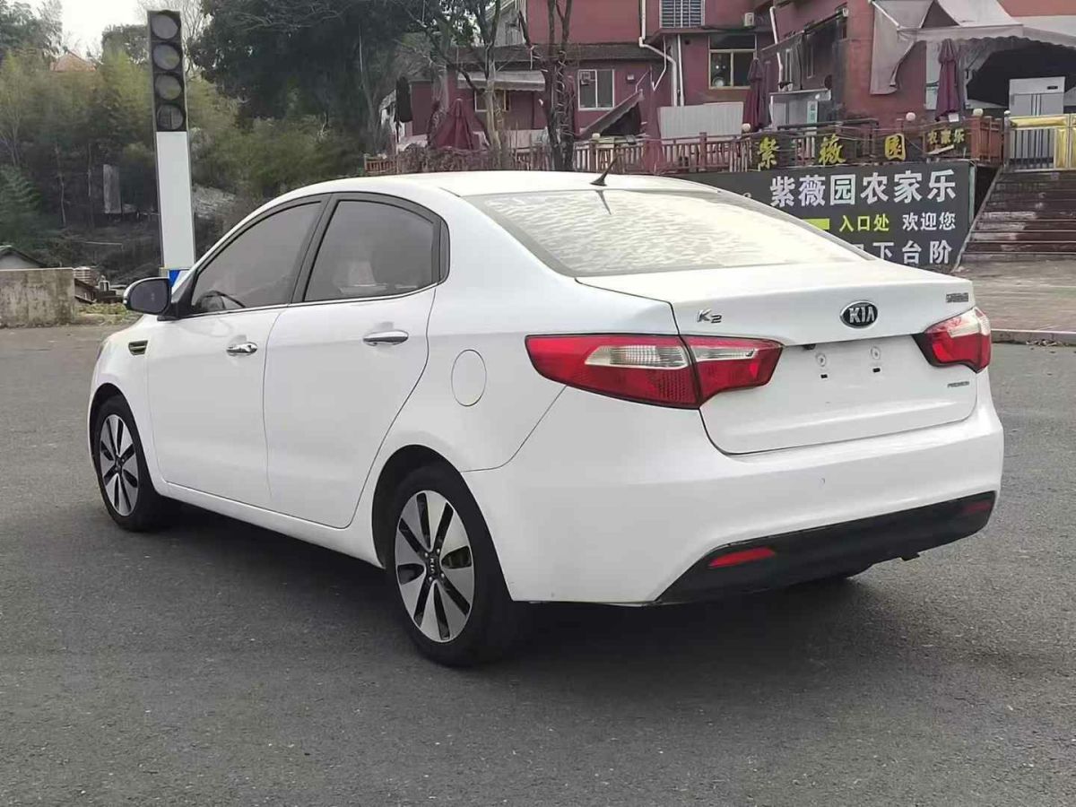 起亞 K2  2015款 兩廂 1.4L GLS圖片