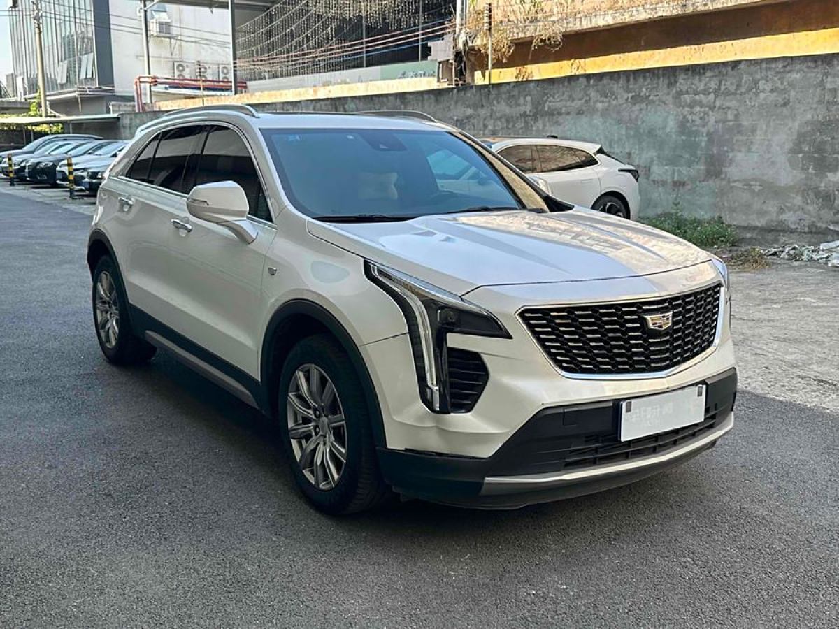 凱迪拉克 XT4  2018款 28T 四驅(qū)領(lǐng)先型圖片