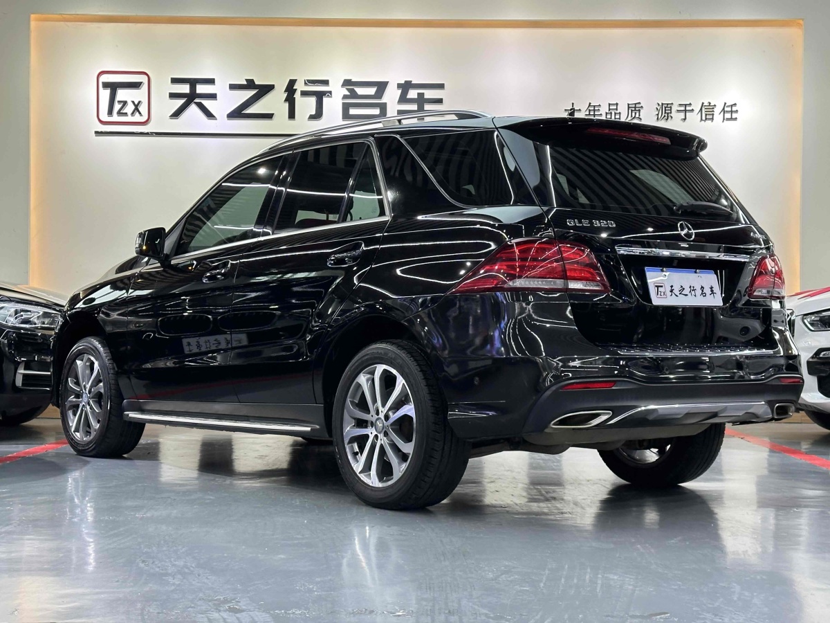 奔驰 奔驰GLE  2016款 GLE 320 4MATIC 动感型图片