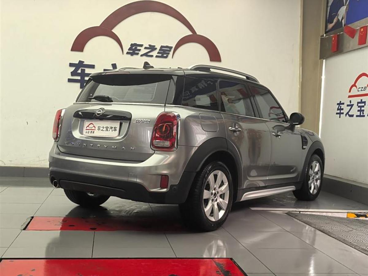 MINI COUNTRYMAN  2018款 1.5T COOPER ALL4 經(jīng)典派圖片